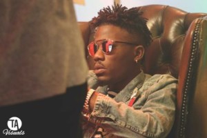 Ycee-Omo-Alahi-Video-B-T-S-10-300x200