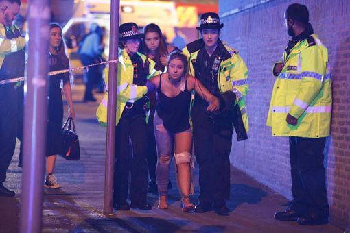 9 dead and 59 injured Following An Explosion In Manchester (Graphic screenshot)