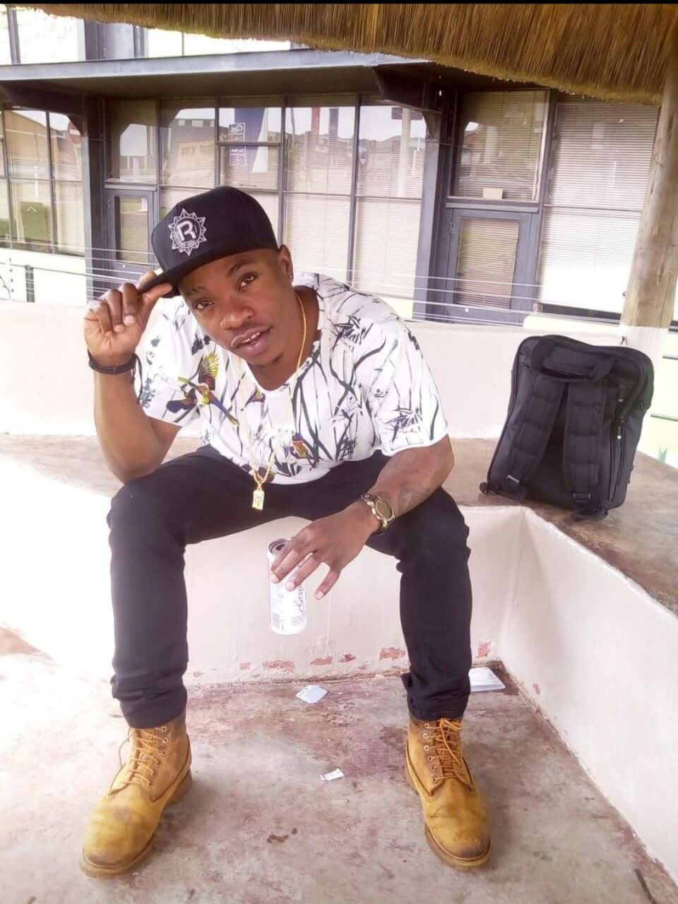 Olax Tambo music artist